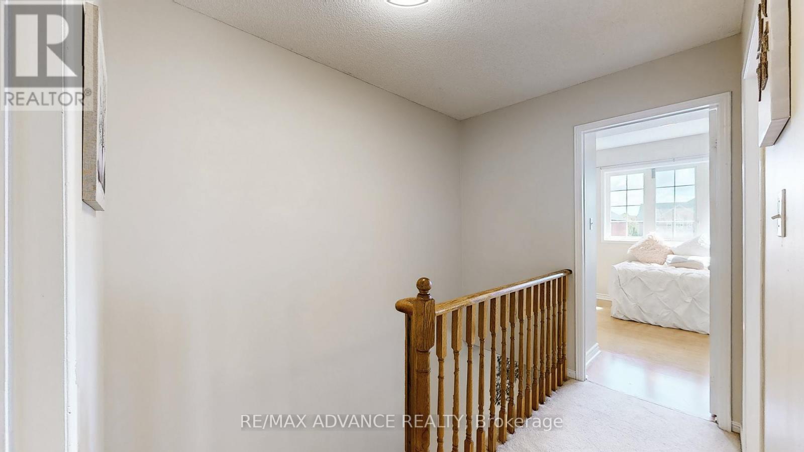 7560 Black Walnut Trail, Mississauga, Ontario  L5N 8A9 - Photo 19 - W12409532