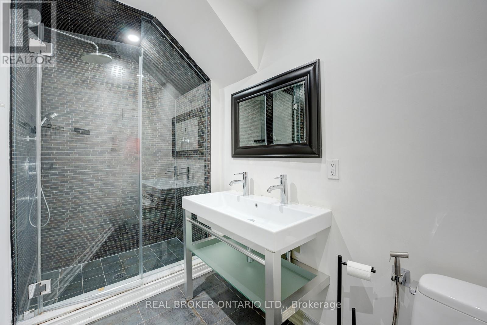Lorem Ipsum Dolor Sit Amet,, Toronto, Ontario  M9A  - Photo 29 - DEMO28875770
