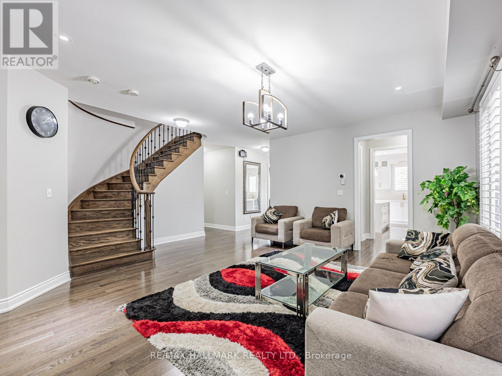 2417 Secreto Drive, Oshawa (Windfields), Ontario  L1L 0H6 - Photo 6 - E12409663