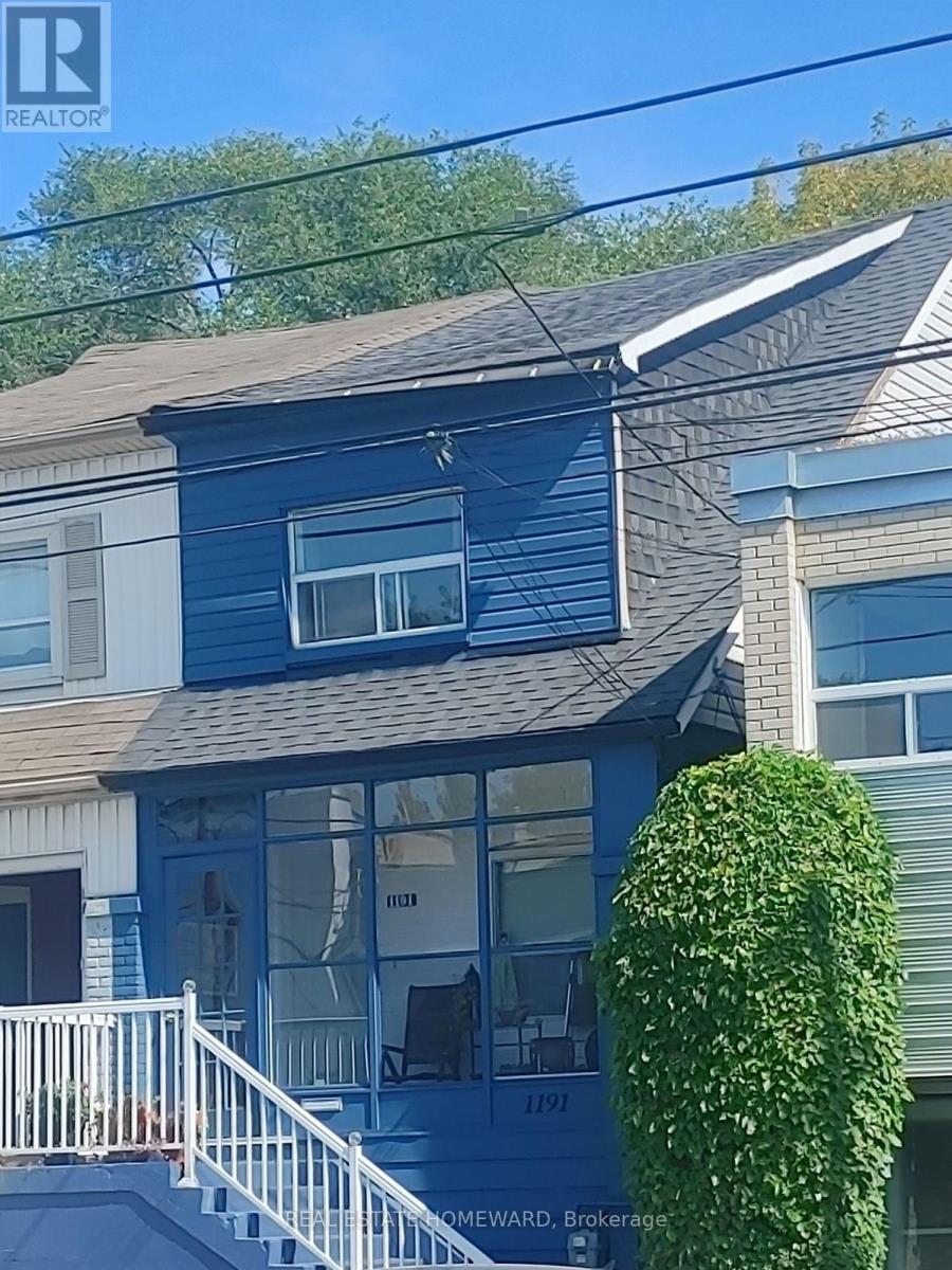 1191 WOODBINE AVENUE, Toronto, Ontario