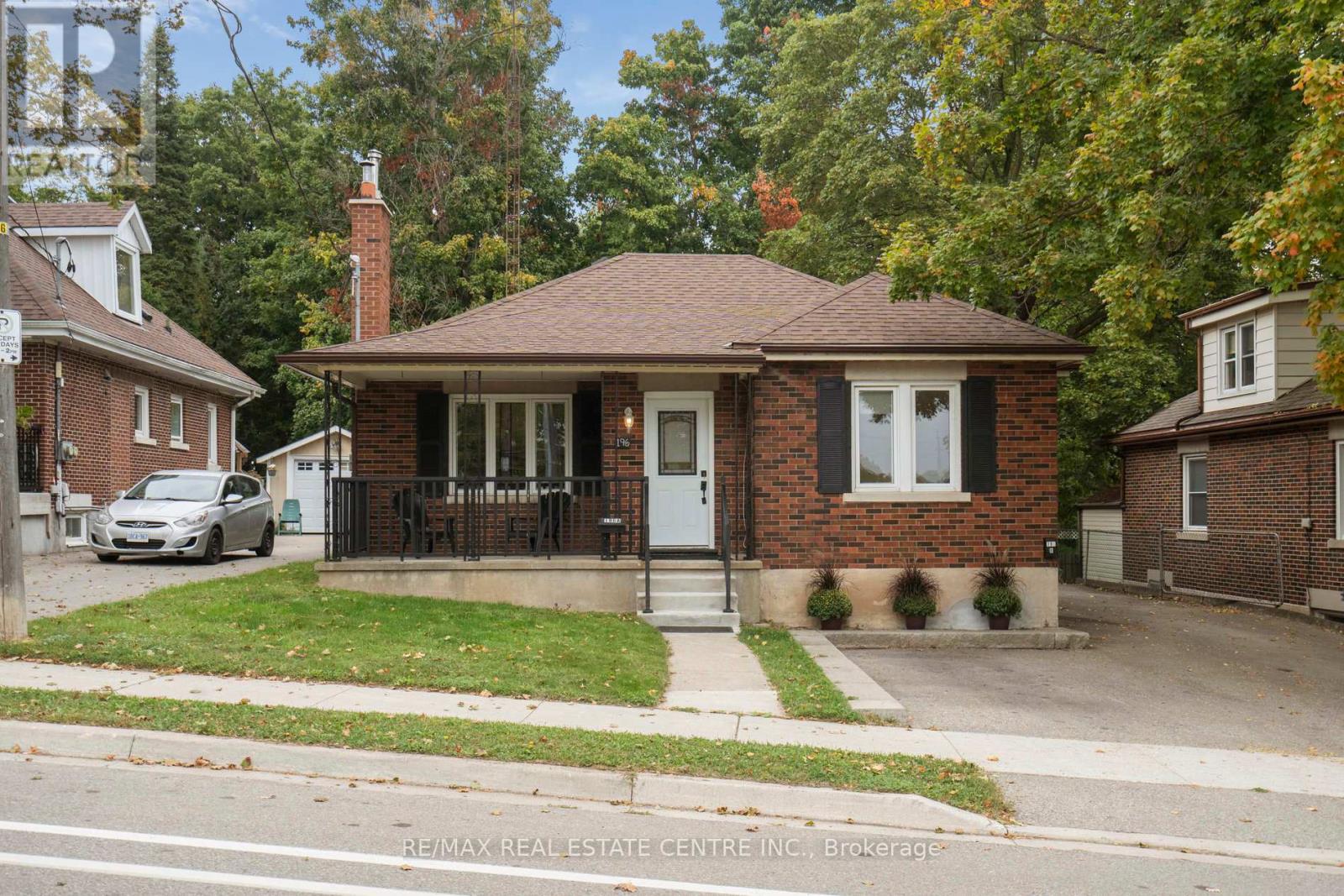 196 SILVERCREEK PARKWAY S, Guelph, Ontario