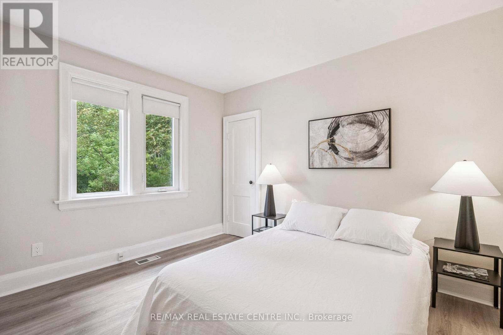 196 Silvercreek Parkway S, Guelph, Ontario  N1H 3S7 - Photo 24 - X12409458