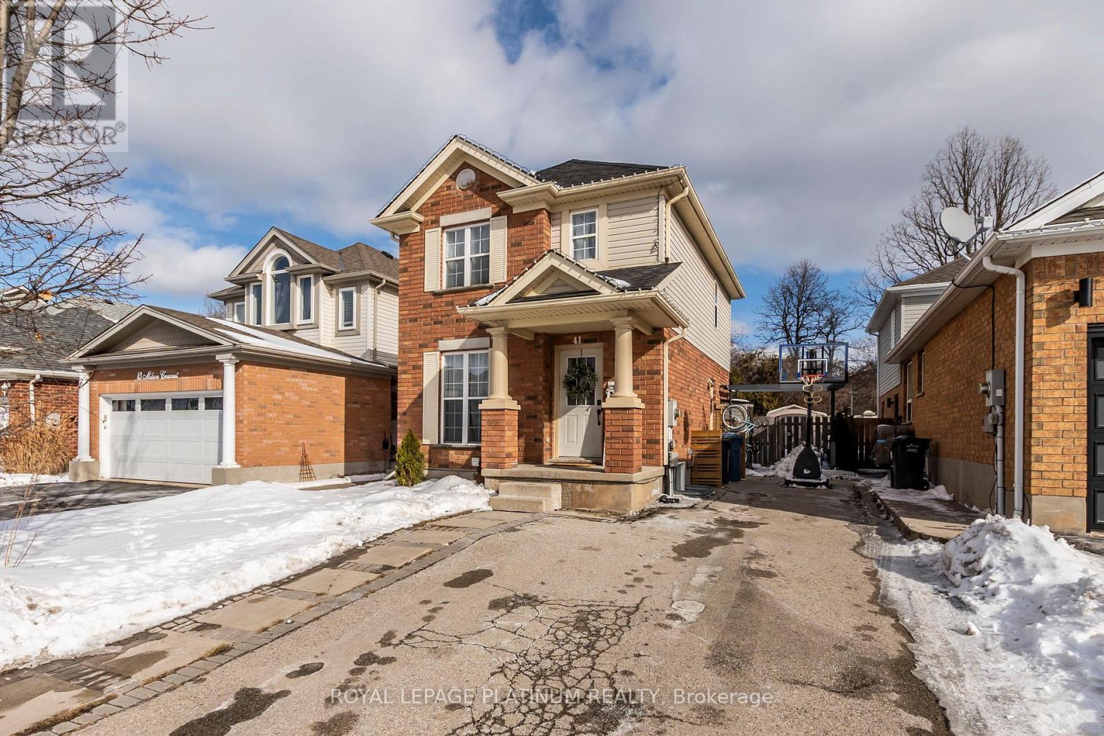 41 Milson Crescent, Guelph, Ontario  N1C 1G9 - Photo 2 - X12409460
