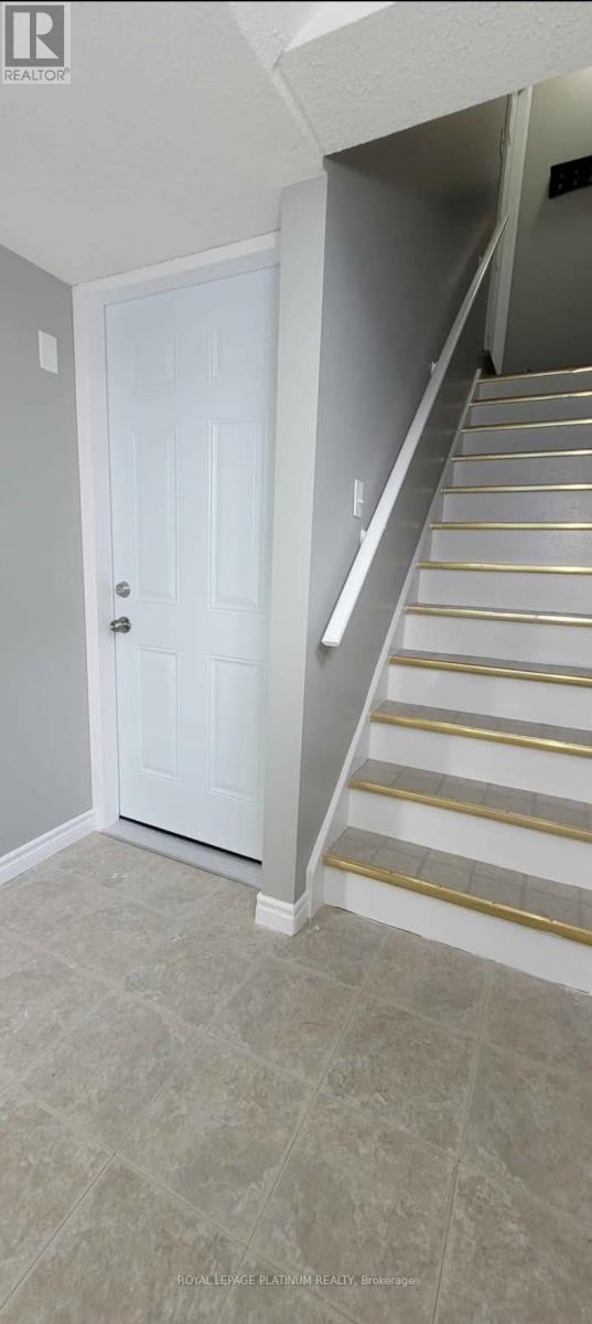41 Milson Crescent, Guelph, Ontario  N1C 1G9 - Photo 5 - X12409460