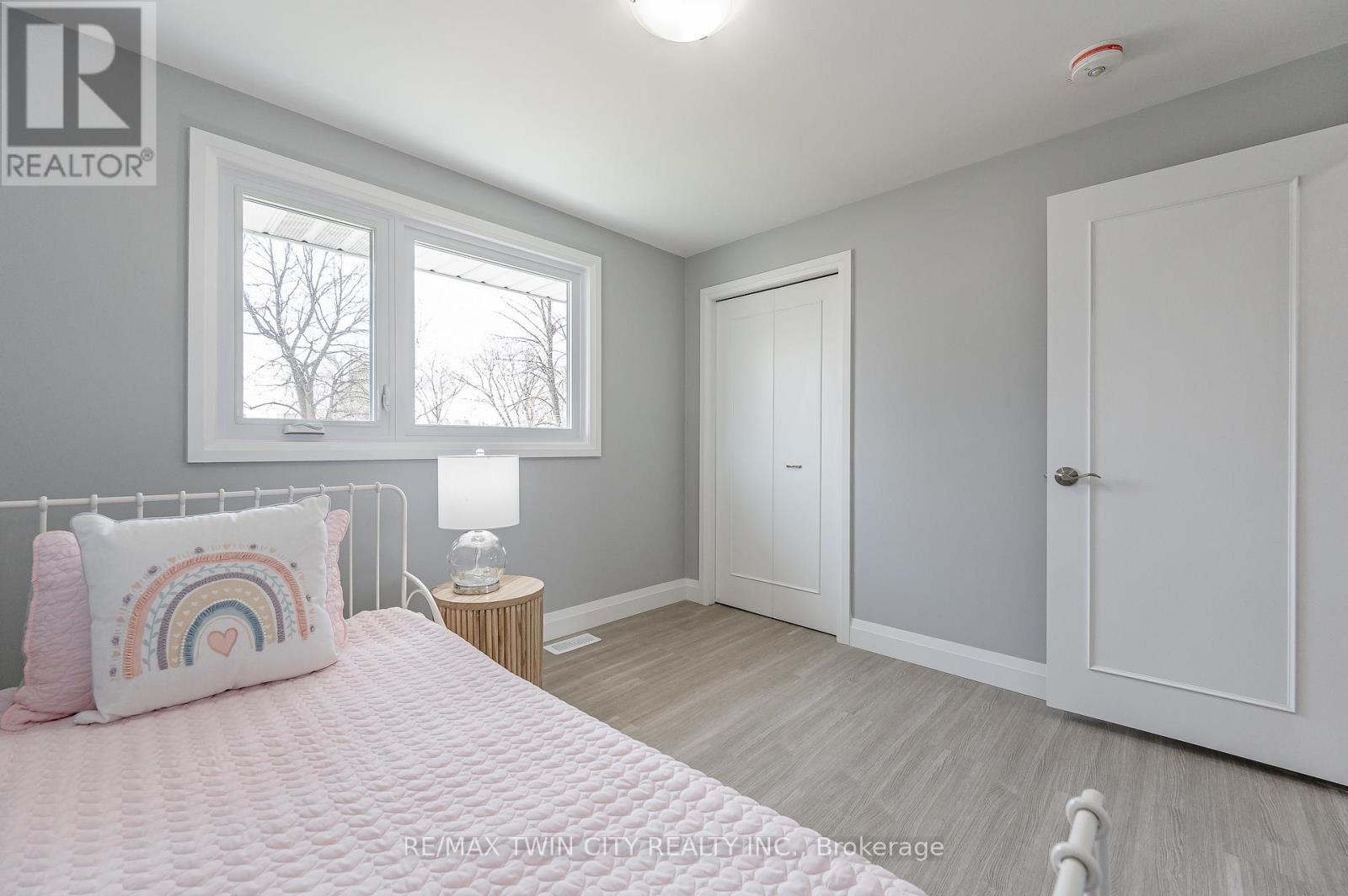 34 Bradley Drive, Kitchener, Ontario  N2A 1K4 - Photo 20 - X12409483