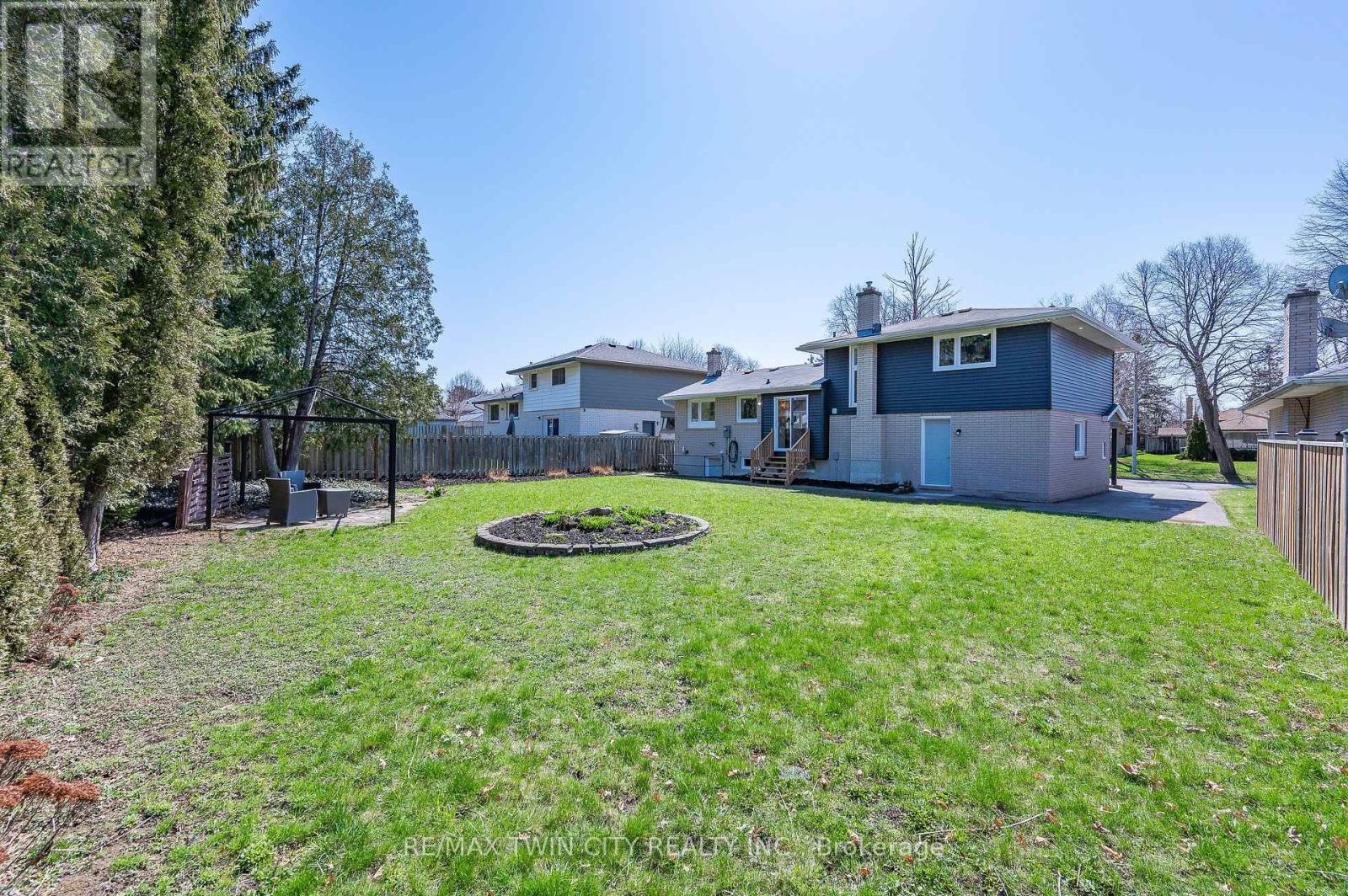 34 Bradley Drive, Kitchener, Ontario  N2A 1K4 - Photo 31 - X12409483
