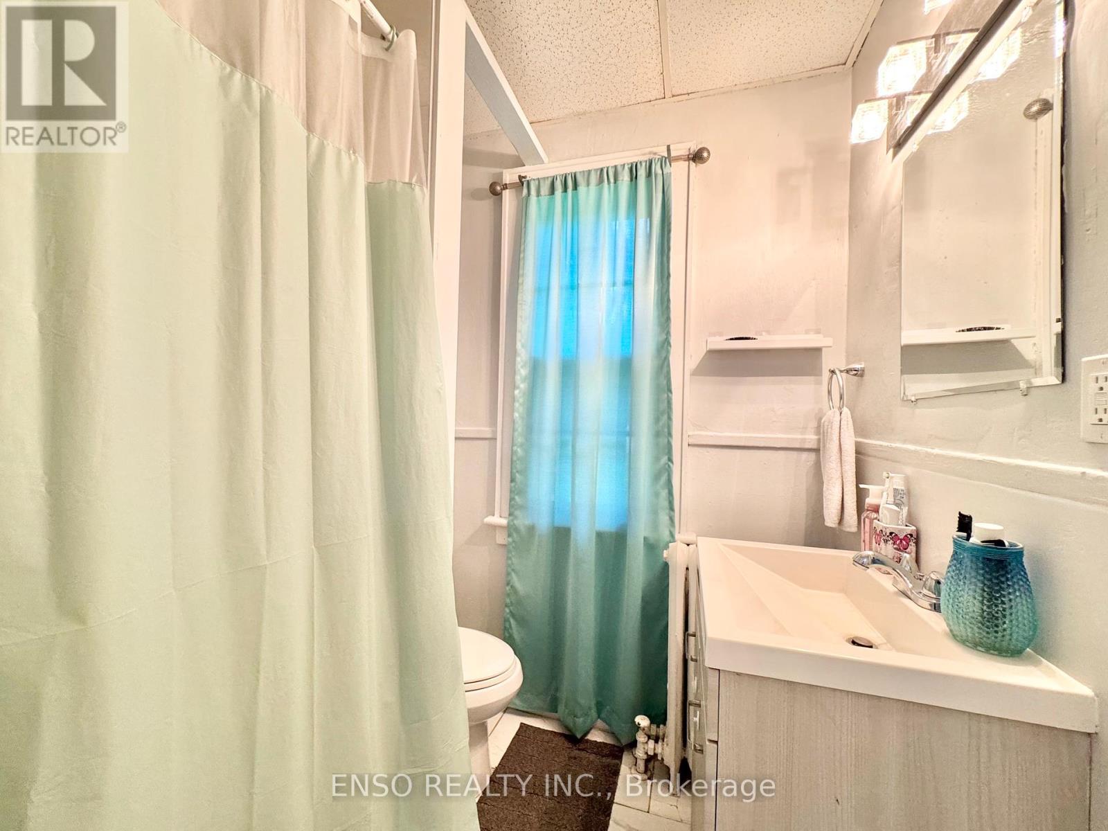 7 - 5325 Van Alstyne Place, Niagara Falls, Ontario  L2E 4K5 - Photo 9 - X12409522