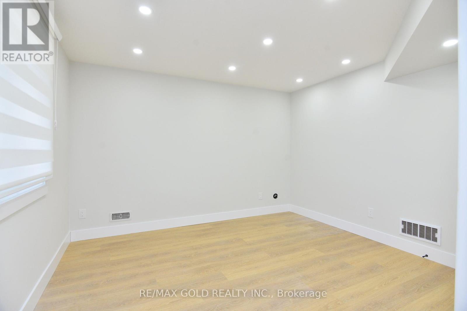 Bsmt - 86 Grandville Circle, Brant, Ontario  N3L 0J5 - Photo 9 - X12409548