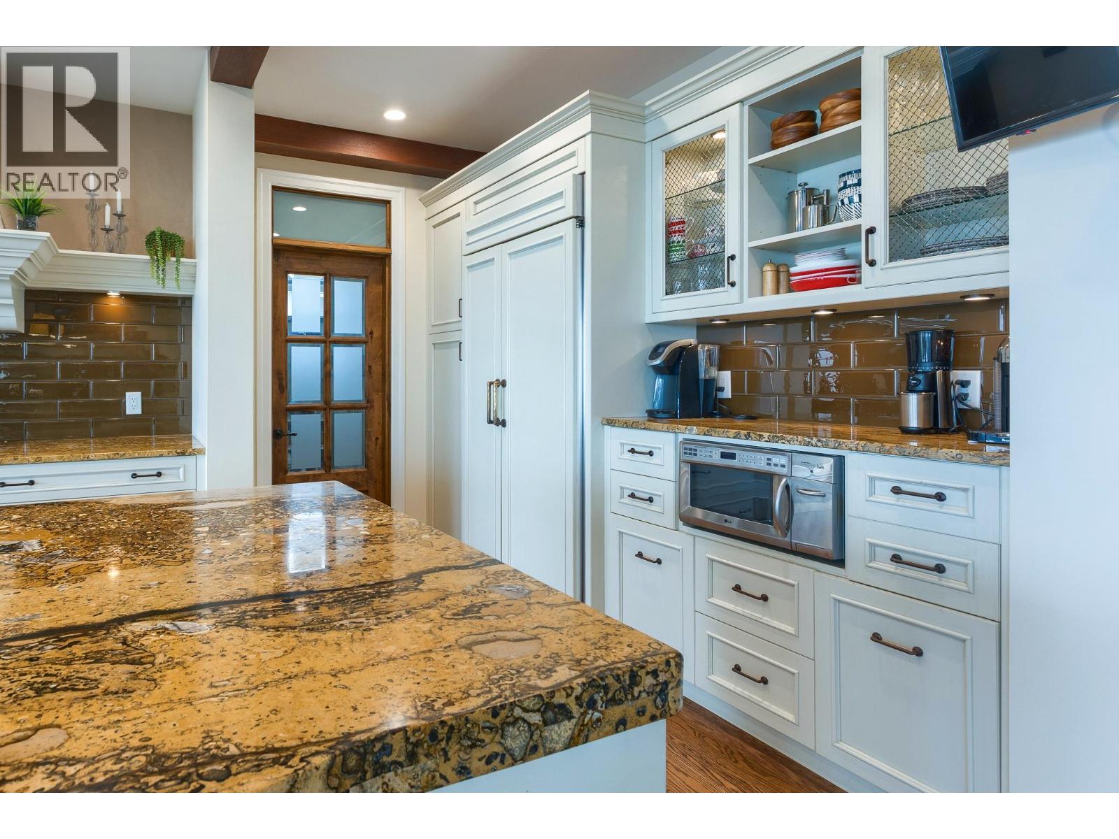 2457 Selkirk Drive, Kelowna, British Columbia  V1V 2R7 - Photo 35 - 10360814