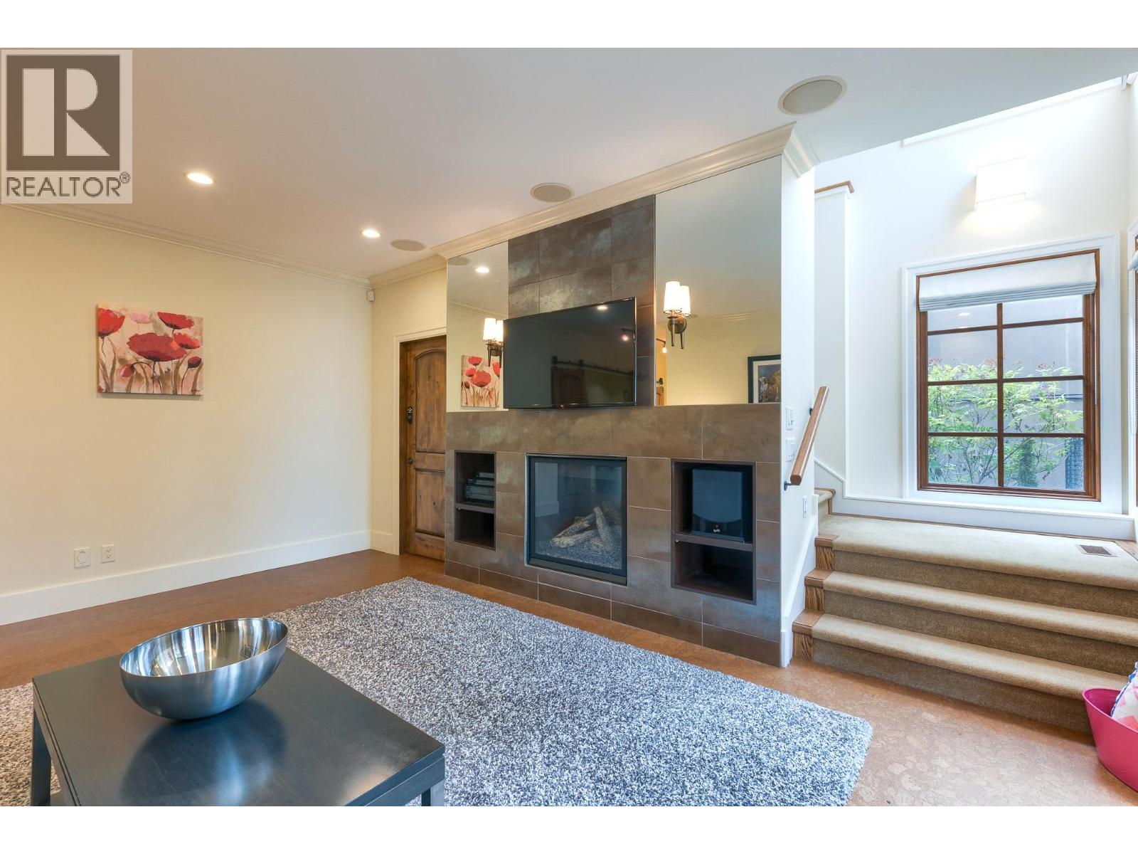 2457 Selkirk Drive, Kelowna, British Columbia  V1V 2R7 - Photo 47 - 10360814