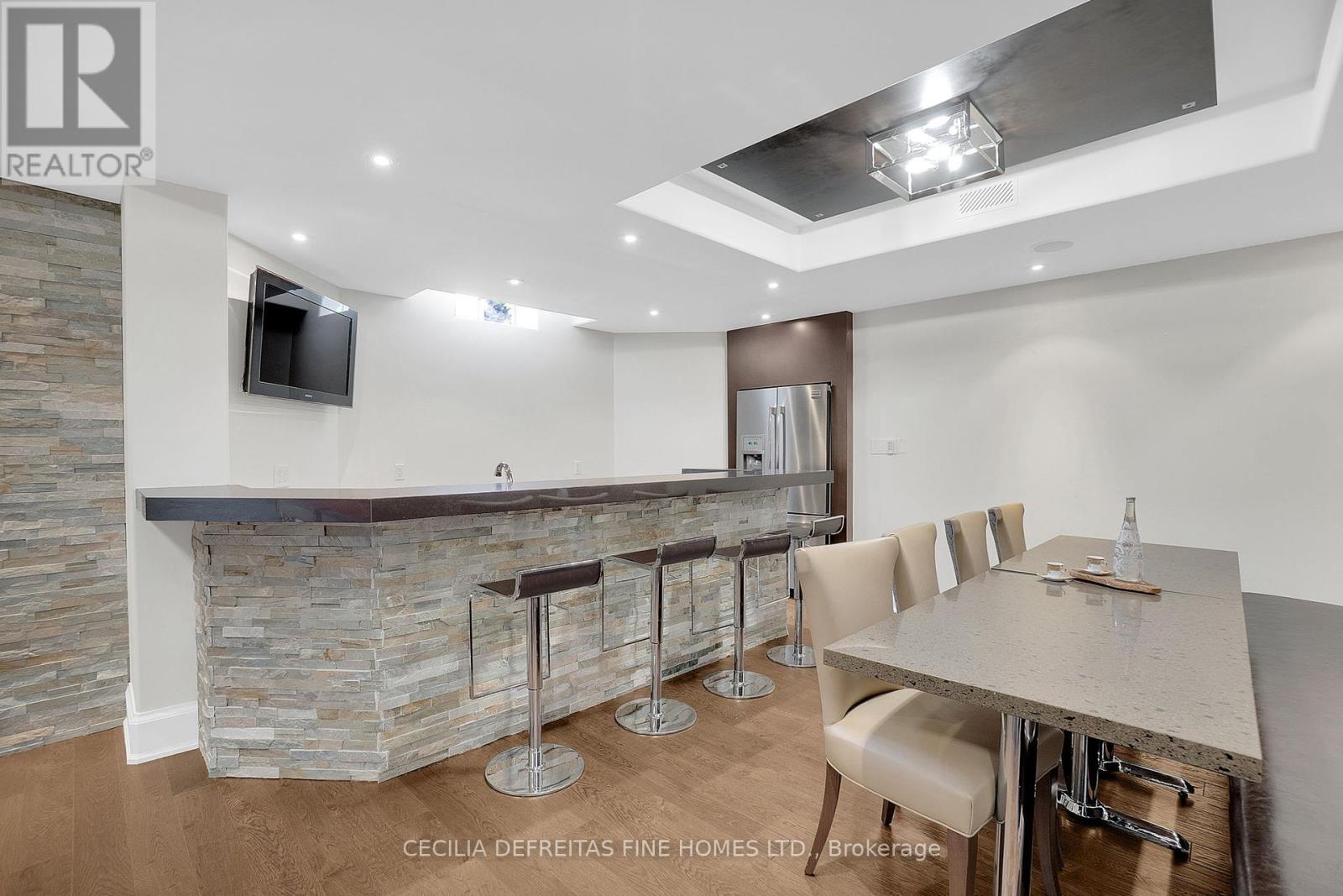 74 Mactaggart Drive, King (Nobleton), Ontario  L0G 1N0 - Photo 40 - N12409589