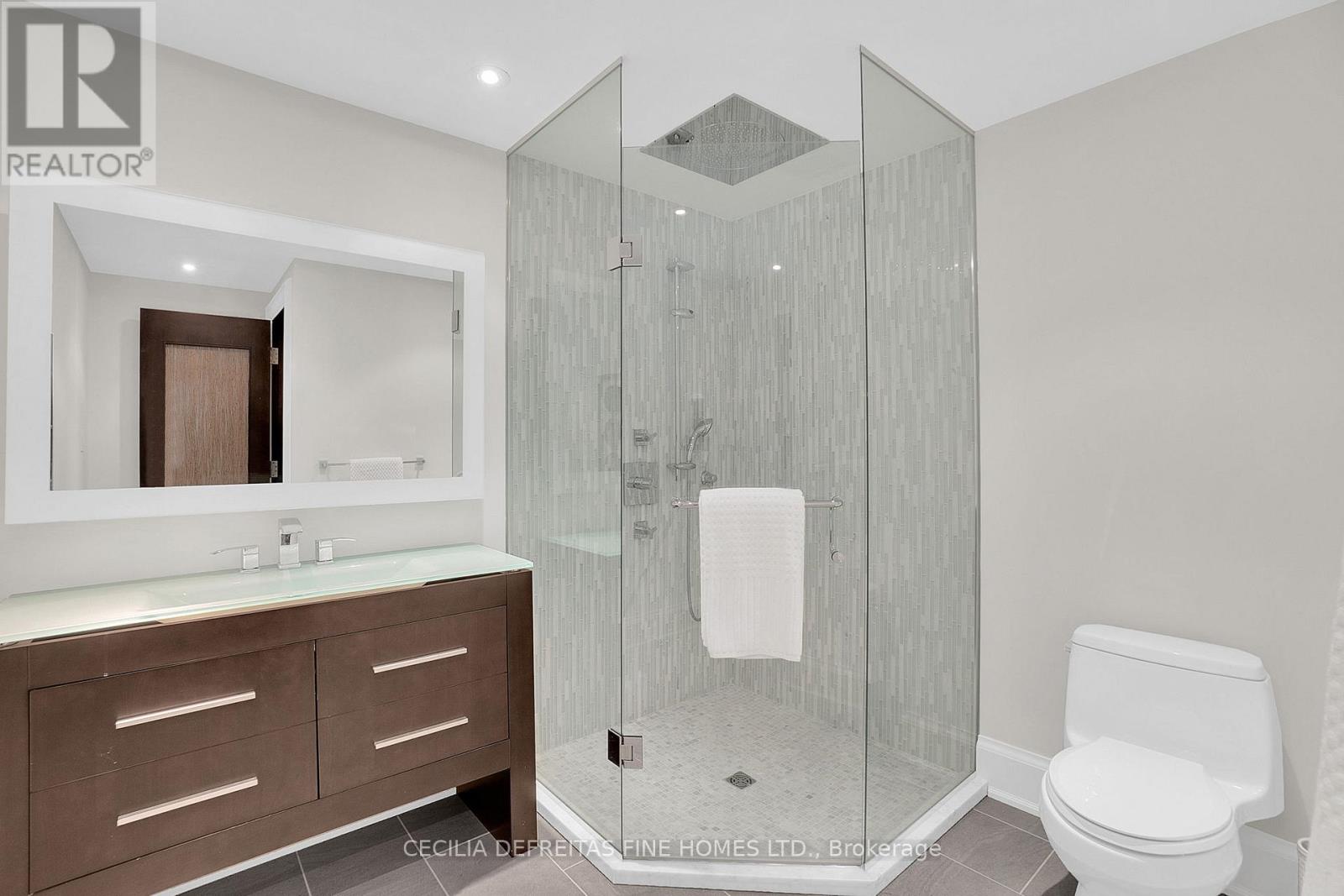 74 Mactaggart Drive, King (Nobleton), Ontario  L0G 1N0 - Photo 41 - N12409589