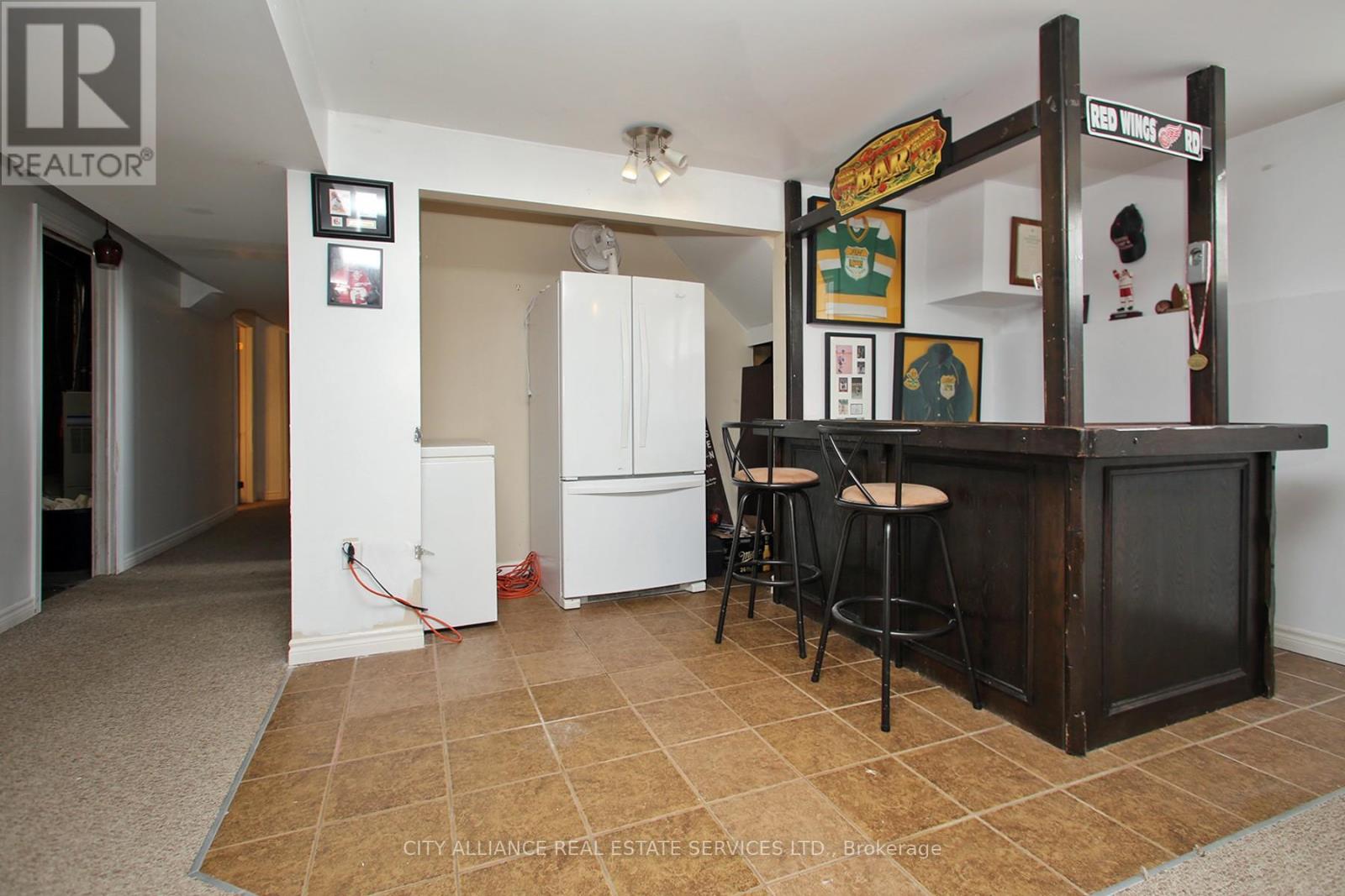 28 Joel Avenue, Georgina, Ontario  L0E 1S0 - Photo 23 - N12409610