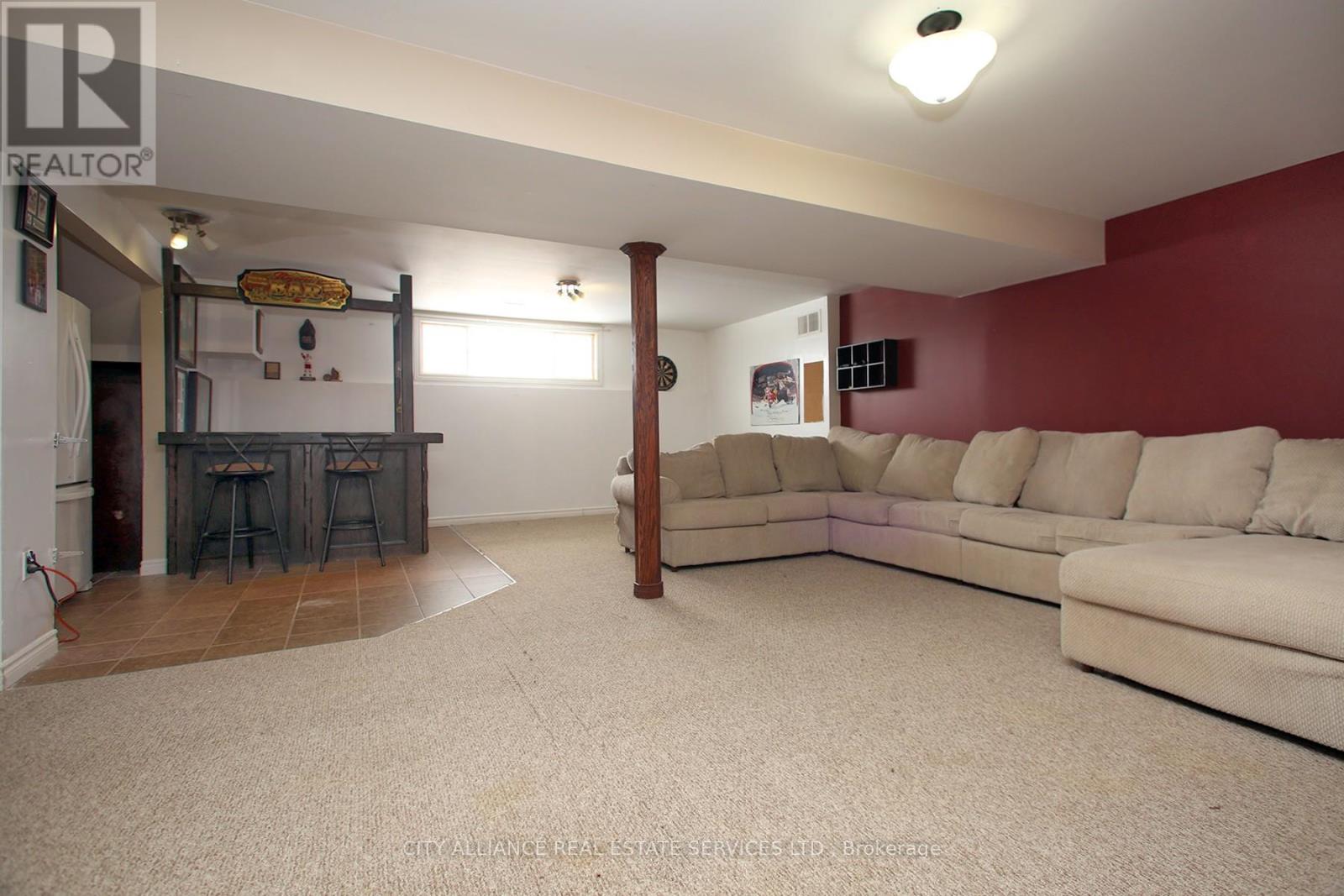 28 Joel Avenue, Georgina, Ontario  L0E 1S0 - Photo 25 - N12409610