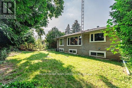 318 Paliser Crescent S, Richmond Hill (Harding), Ontario  L4C 1R8 - Photo 24 - N12409625
