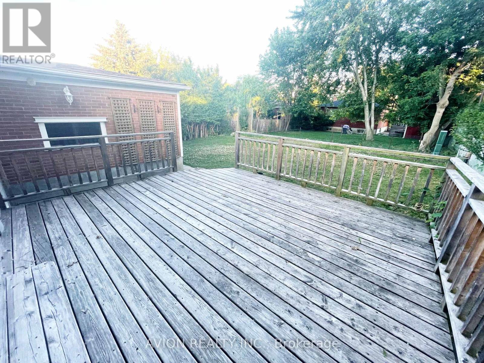 Upper - 316 Gells Road, Richmond Hill, Ontario  L4C 3A6 - Photo 13 - N12409661