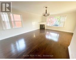 Upper - 316 Gells Road, Richmond Hill (Crosby), Ca