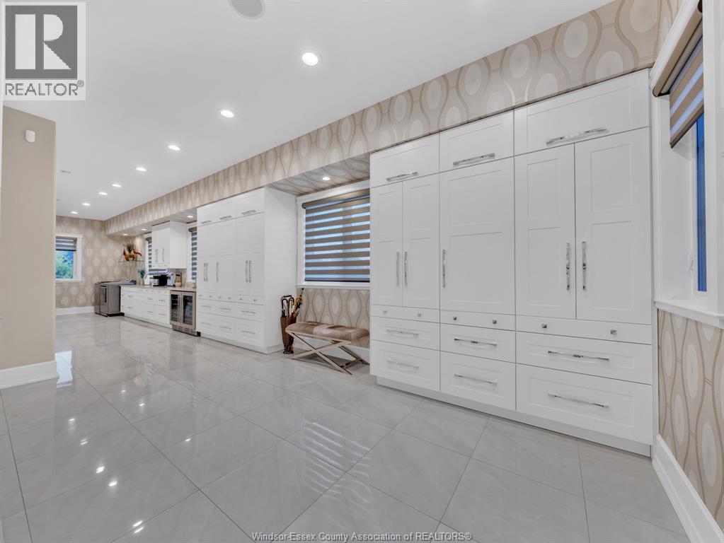11245 Riverside Drive, Windsor, Ontario  N8P 1A5 - Photo 14 - 25023674