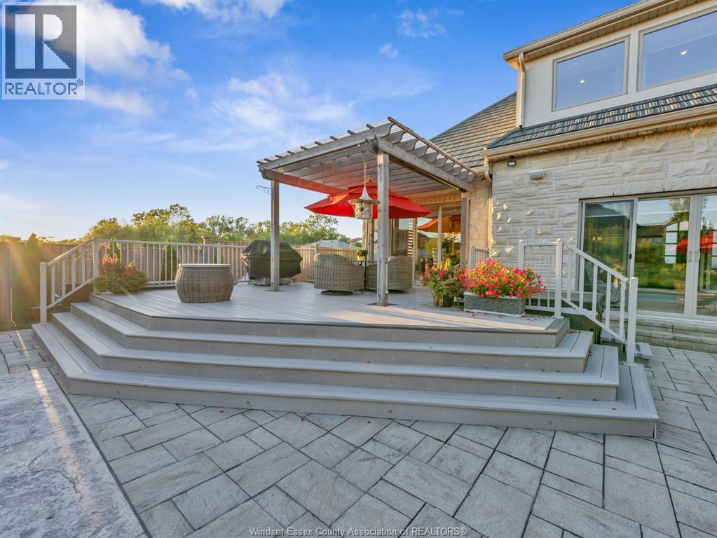 11245 Riverside Drive, Windsor, Ontario  N8P 1A5 - Photo 45 - 25023674