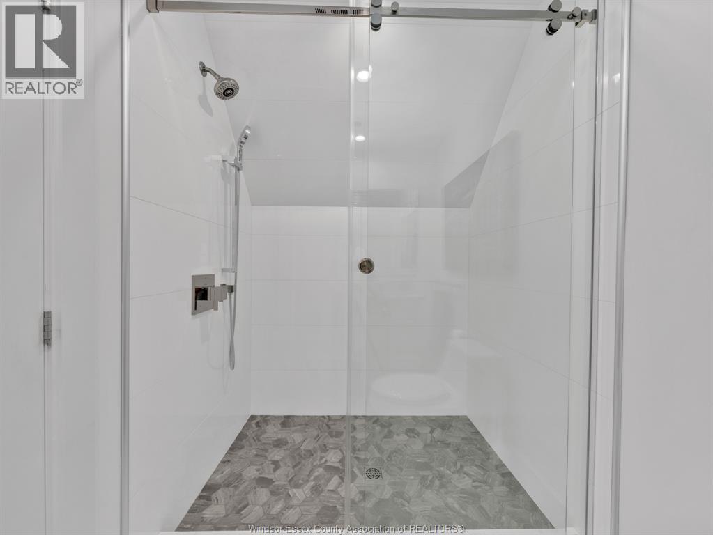11245 Riverside Drive, Windsor, Ontario  N8P 1A5 - Photo 36 - 25023674