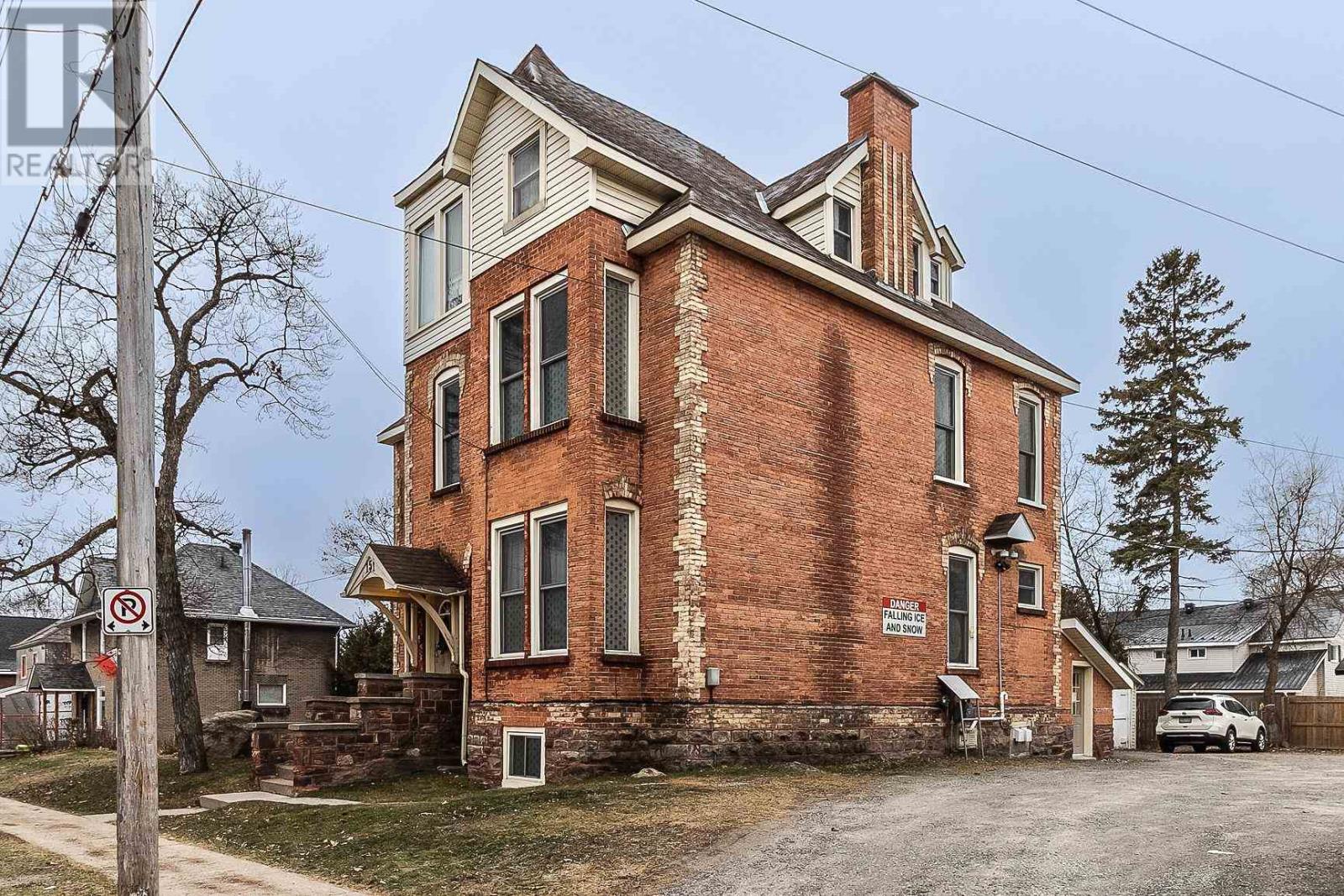 151 Woodward Ave, Sault Ste. Marie, Ontario  P6A 3T6 - Photo 5 - SM252621
