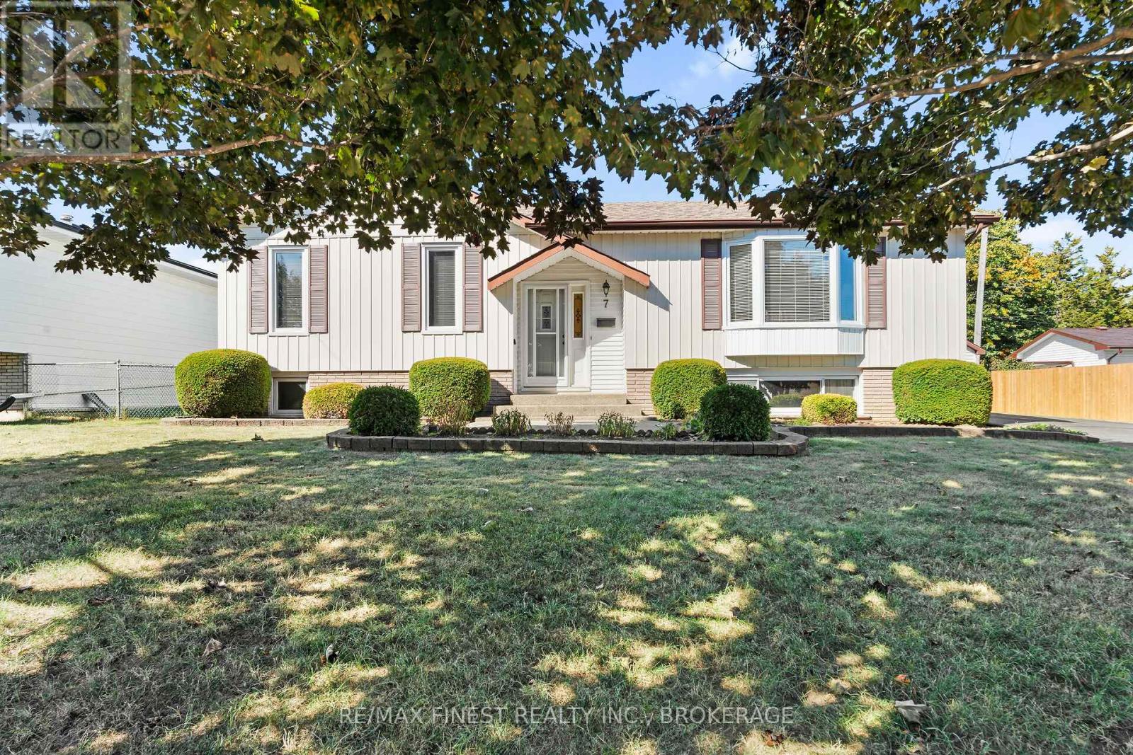 Property at 7 HUFF AVENUE image 2
