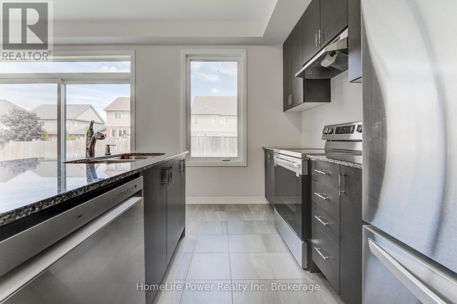 104 Blacklock Street, Cambridge, Ontario  N1S 0E3 - Photo 16 - X12409741