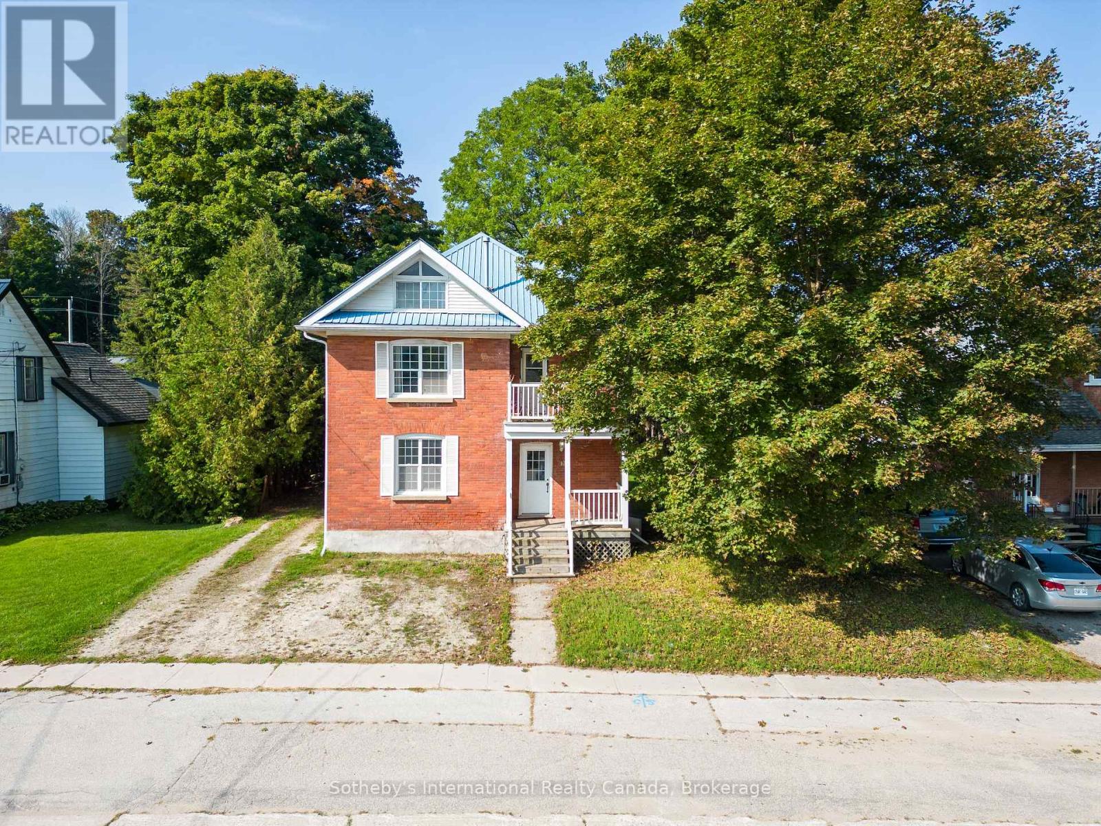 104 Sykes Street S, Meaford, Ontario  N4L 1W9 - Photo 1 - X12409801