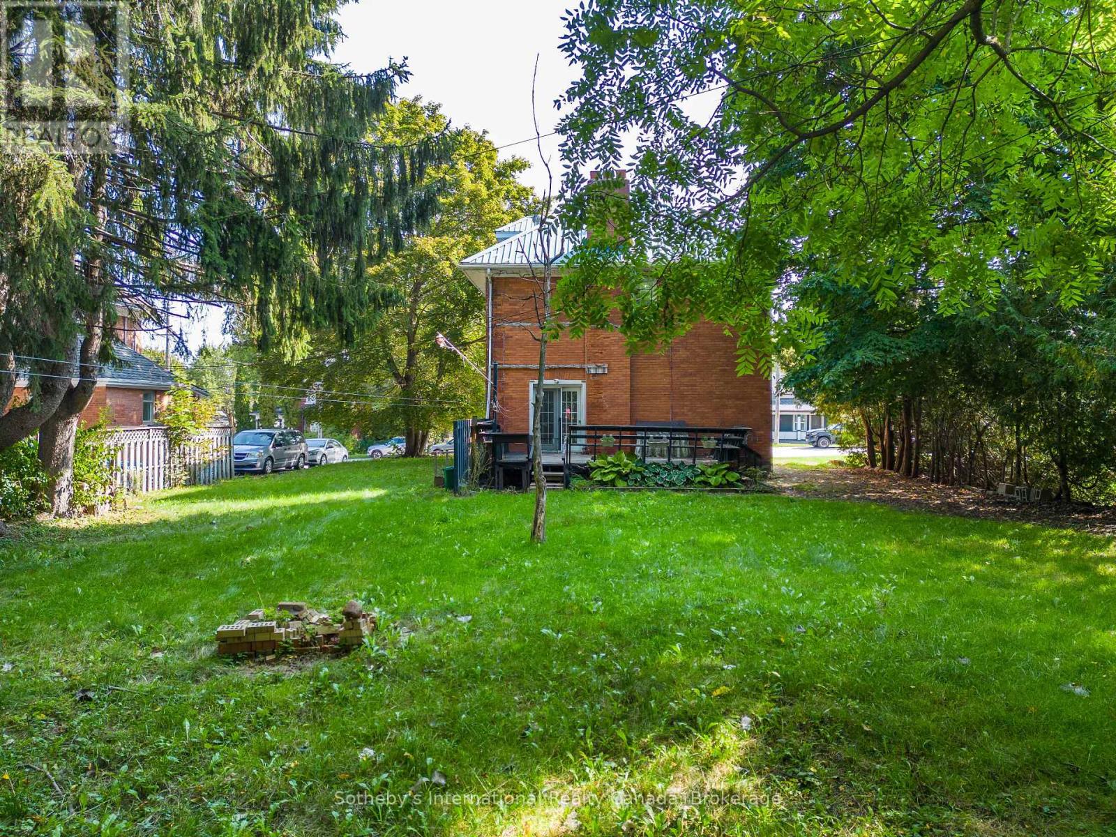 104 Sykes Street S, Meaford, Ontario  N4L 1W9 - Photo 27 - X12409801