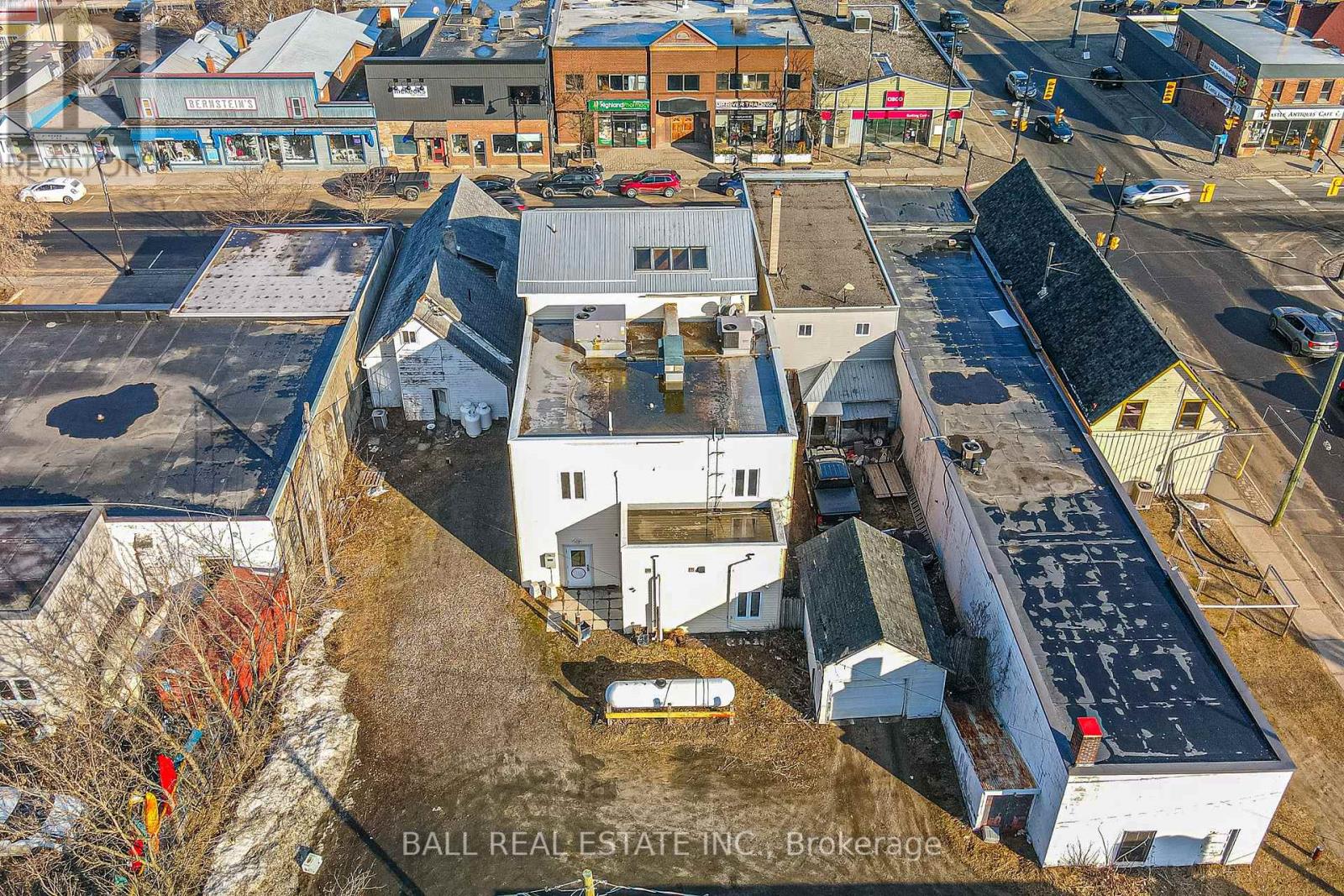 212 Highland Street, Dysart Et Al, Ontario  K0M 1S0 - Photo 32 - X12409755