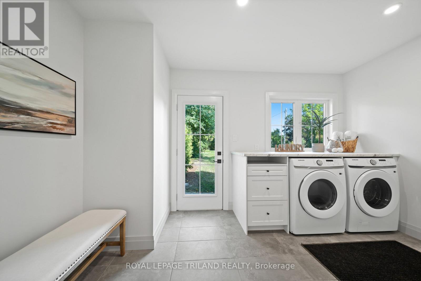 520 Canterbury Road, London North (North A), Ontario  N6H 4R7 - Photo 18 - X12409733