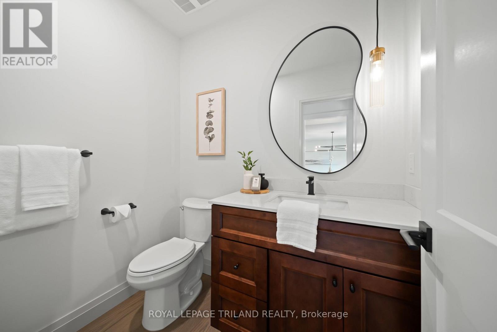520 Canterbury Road, London North (North A), Ontario  N6H 4R7 - Photo 26 - X12409733