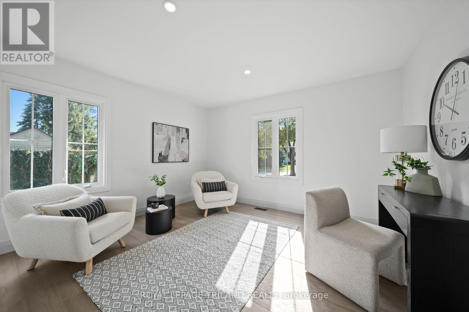 520 Canterbury Road, London North (North A), Ontario  N6H 4R7 - Photo 27 - X12409733