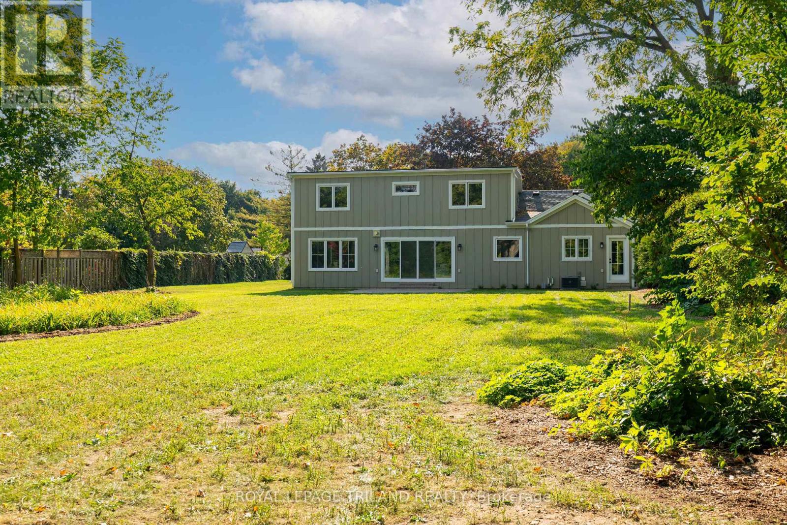 520 Canterbury Road, London North (North A), Ontario  N6H 4R7 - Photo 42 - X12409733