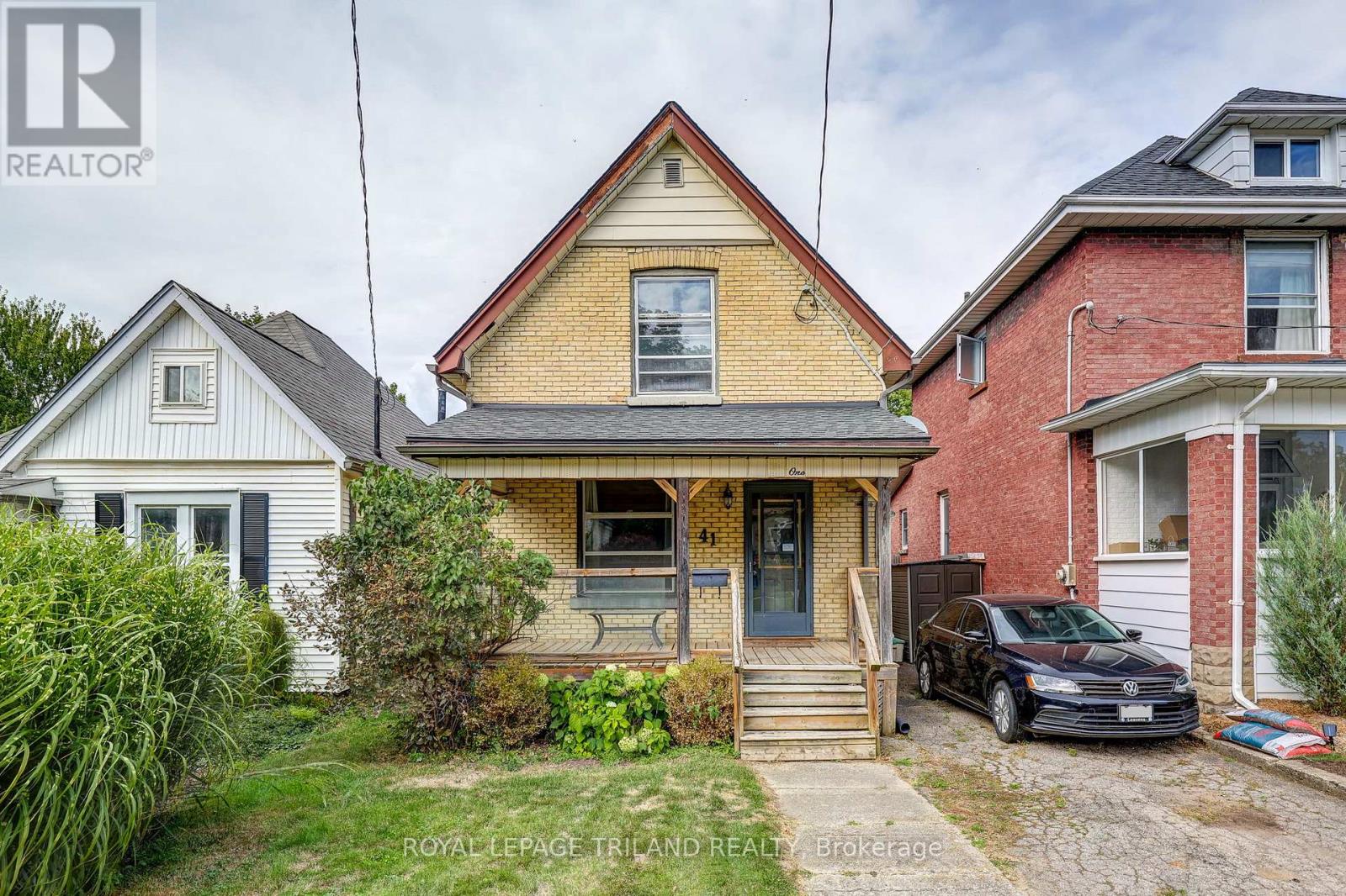 41 Chester Street, St. Thomas, Ontario  N5R 1V1 - Photo 1 - X12409760