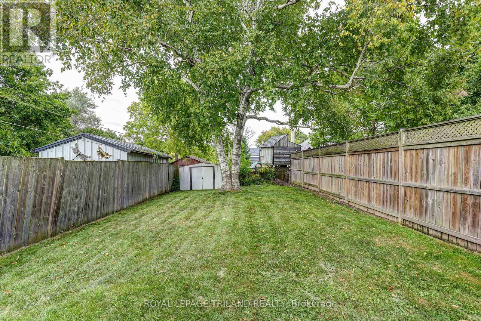41 Chester Street, St. Thomas, Ontario  N5R 1V1 - Photo 38 - X12409760