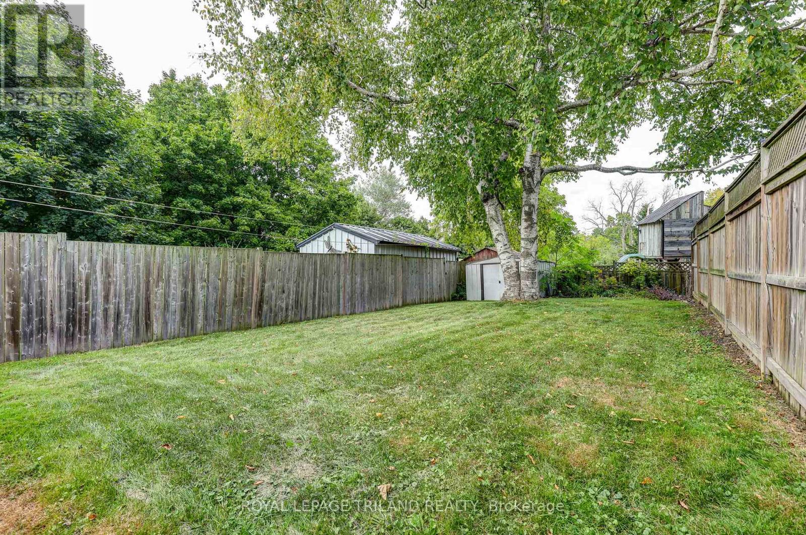 41 Chester Street, St. Thomas, Ontario  N5R 1V1 - Photo 39 - X12409760
