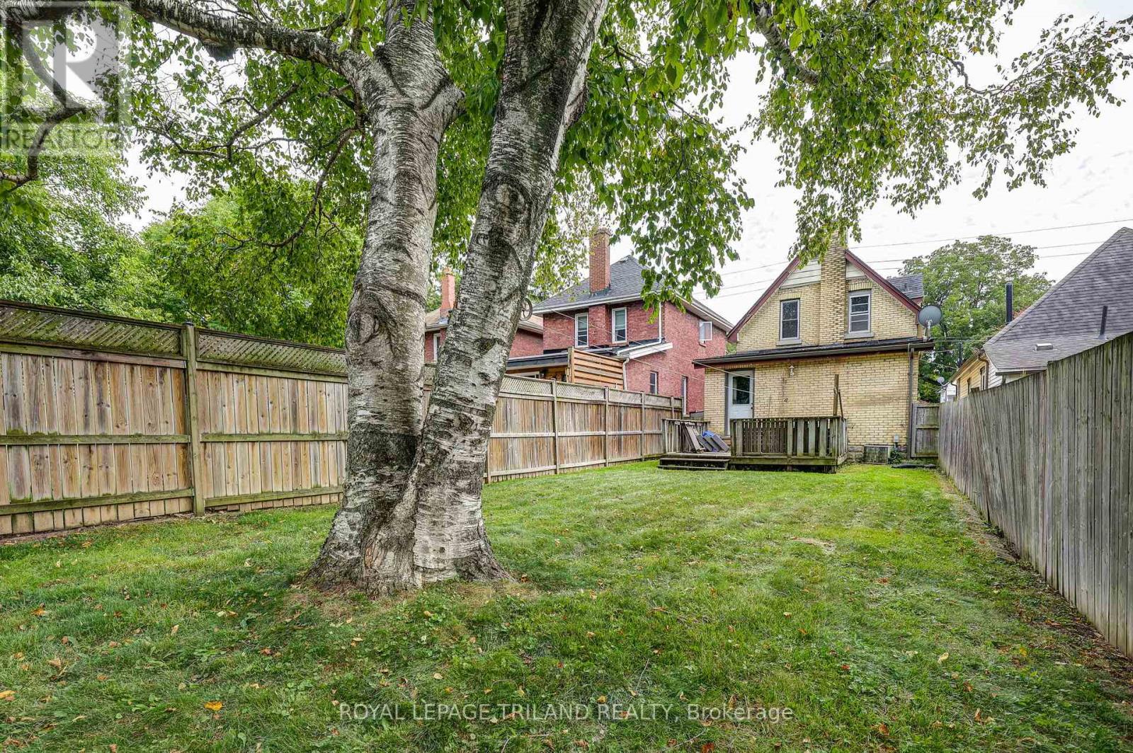 41 Chester Street, St. Thomas, Ontario  N5R 1V1 - Photo 41 - X12409760