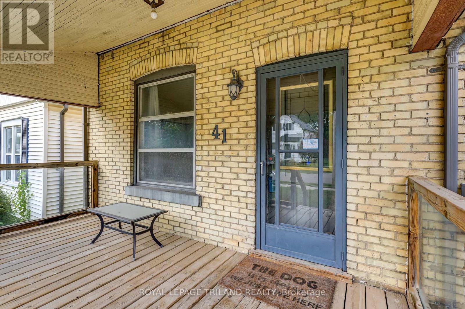 41 Chester Street, St. Thomas, Ontario  N5R 1V1 - Photo 6 - X12409760