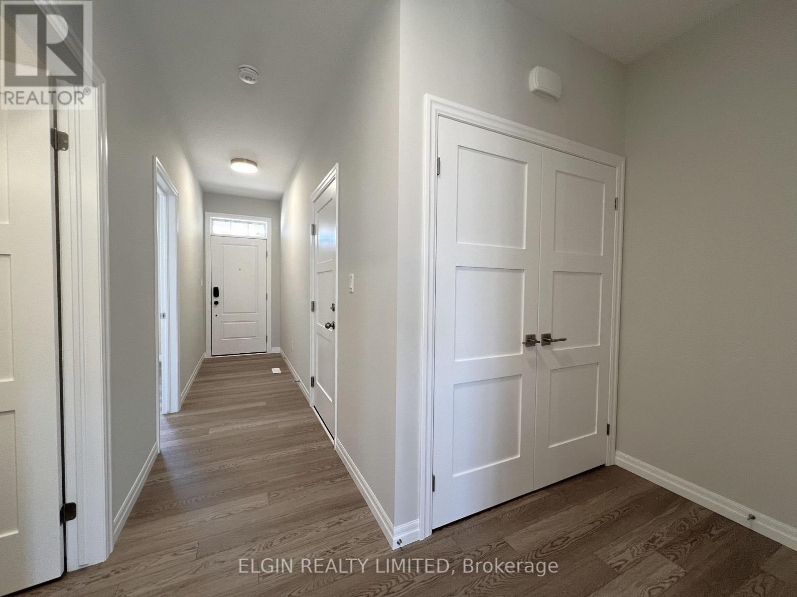 1 Columbus Court, Central Elgin, Ontario  N5P 0E5 - Photo 8 - X12409777