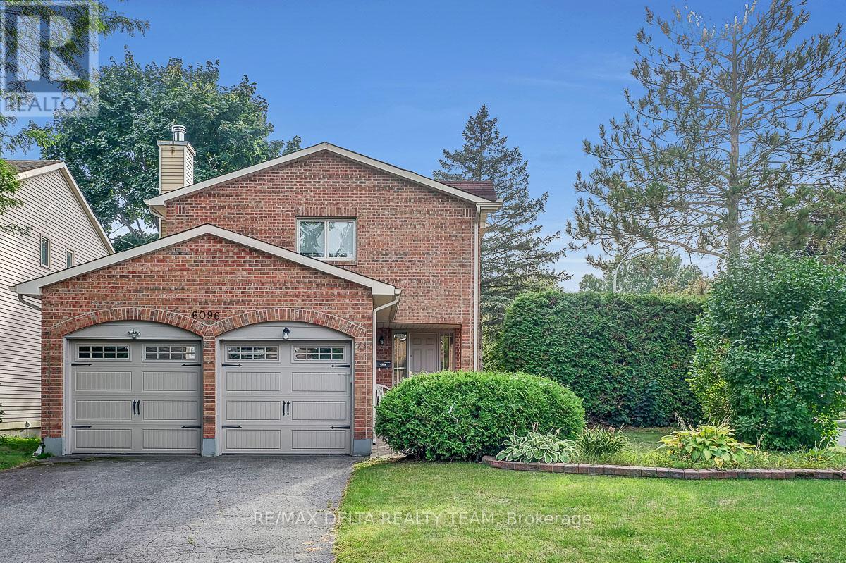 6096 MEADOWHILL CRESCENT, Ottawa, Ontario