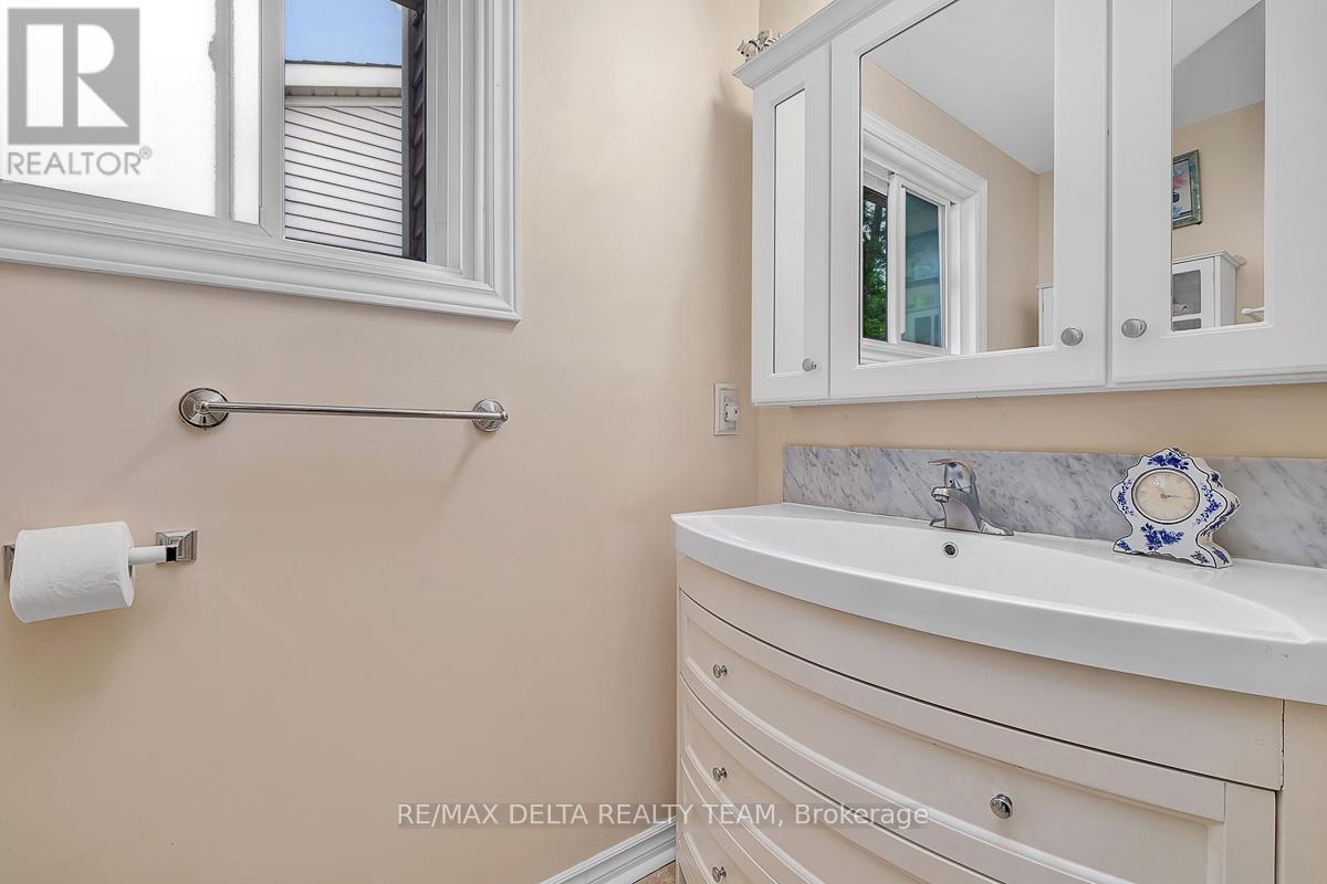 6096 Meadowhill Crescent, Ottawa, Ontario  K1C 5R8 - Photo 23 - X12409758