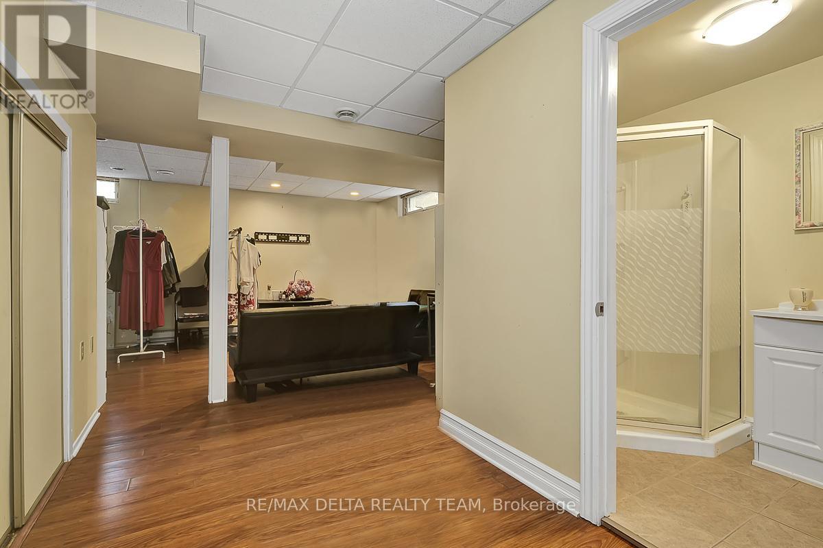 6096 Meadowhill Crescent, Ottawa, Ontario  K1C 5R8 - Photo 33 - X12409758