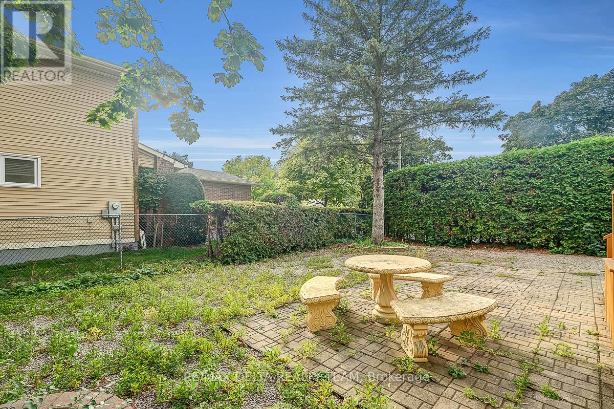 6096 Meadowhill Crescent, Ottawa, Ontario  K1C 5R8 - Photo 37 - X12409758