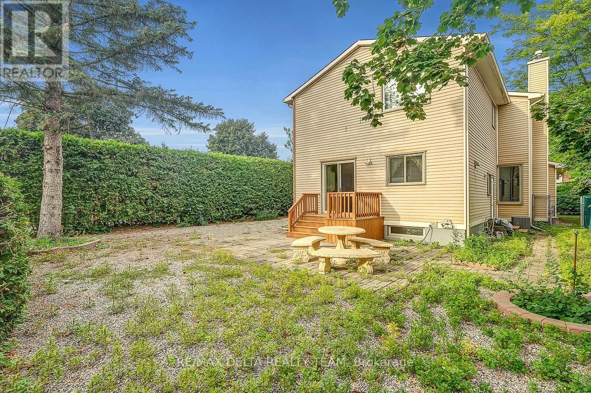 6096 Meadowhill Crescent, Ottawa, Ontario  K1C 5R8 - Photo 38 - X12409758