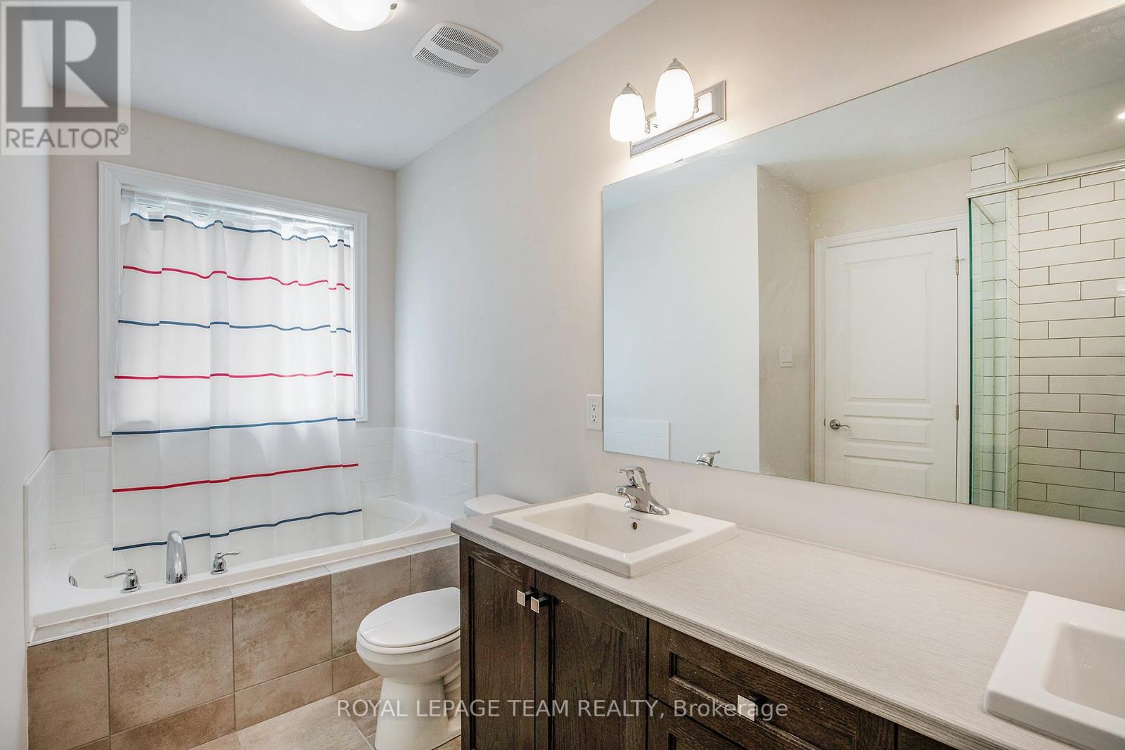 521 Kindred Crescent, North Grenville, Ontario  K0G 1J0 - Photo 28 - X12409790