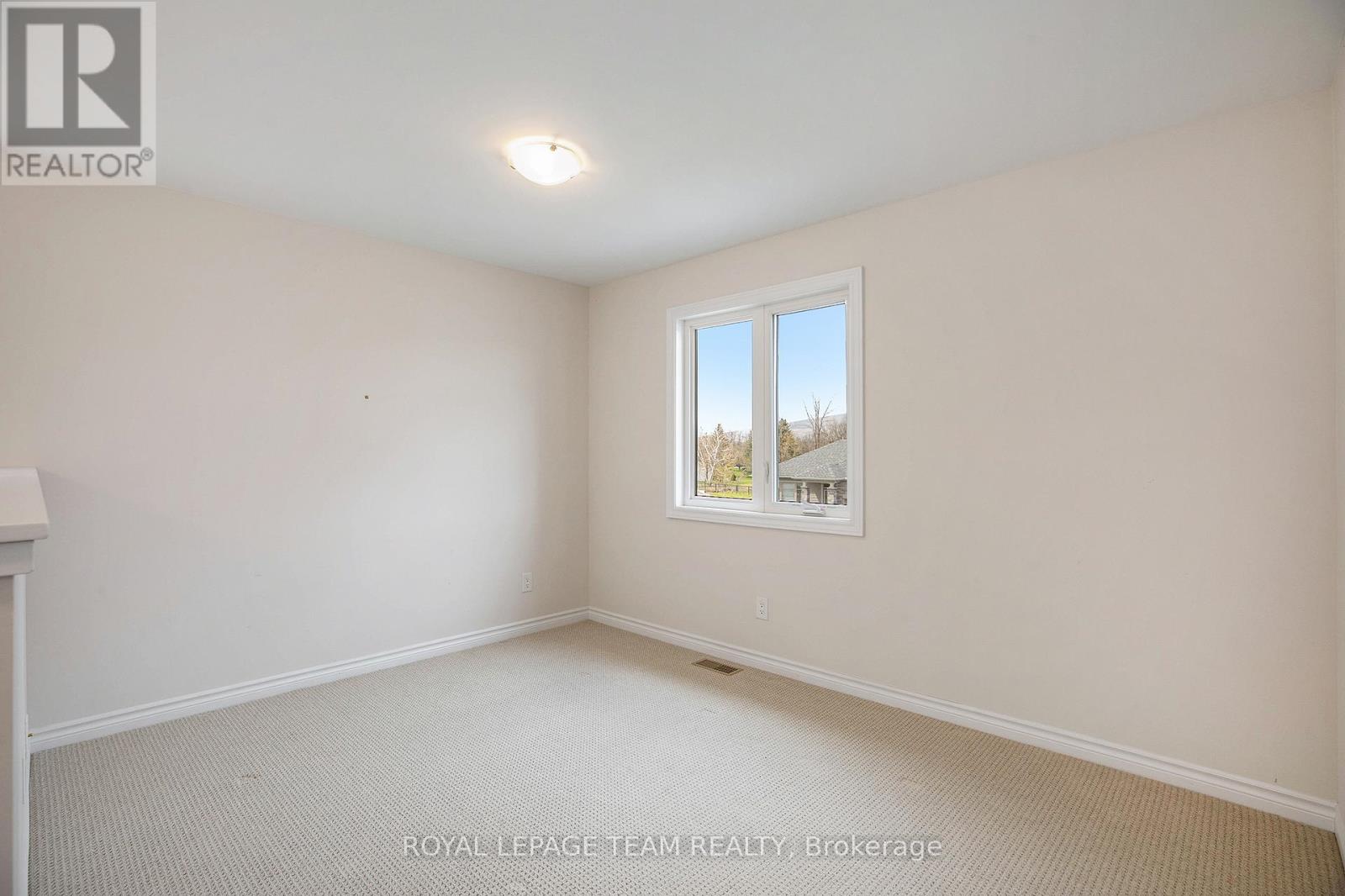 521 Kindred Crescent, North Grenville, Ontario  K0G 1J0 - Photo 29 - X12409790