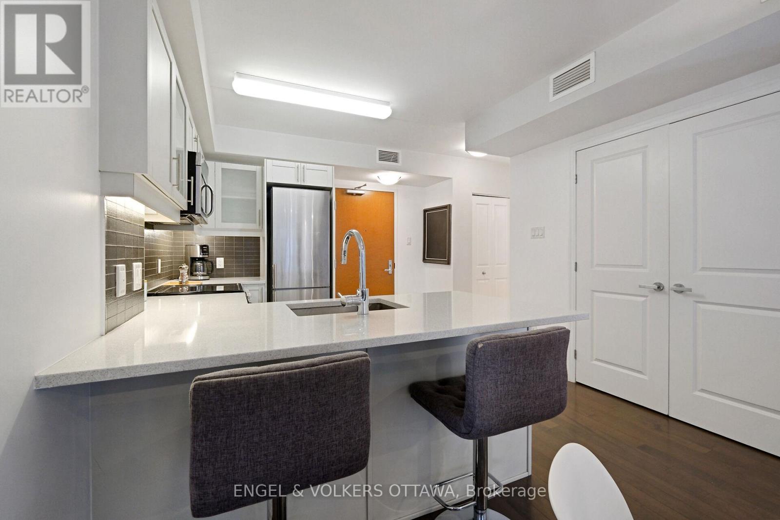 707 - 195 Besserer Street, Ottawa, Ontario  K1N 0B6 - Photo 14 - X12409799