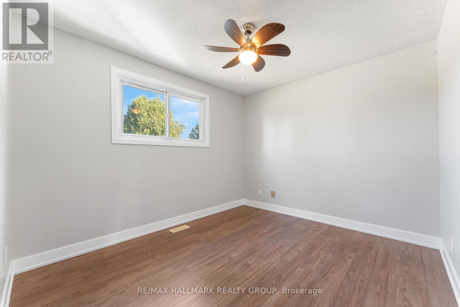 3960 Farmers Way, Ottawa, Ontario  K0A 1K0 - Photo 16 - X12409806