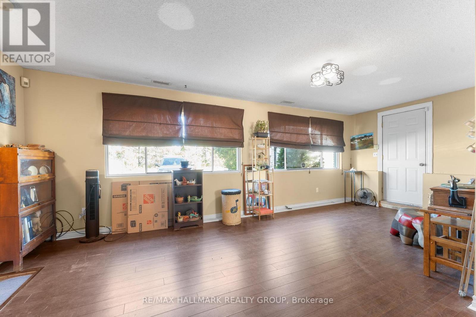 3960 Farmers Way, Ottawa, Ontario  K0A 1K0 - Photo 26 - X12409806